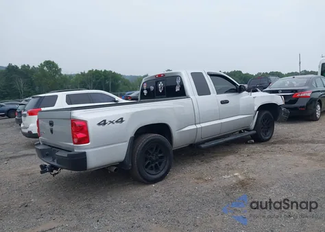 2005 Dodge Dakota St from USA, damaged, VIN 1D7HW22K65S203052